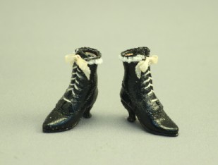 (image for) Ladies Boots by Judith Blondell