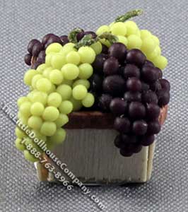(image for) Grapes in a Basket