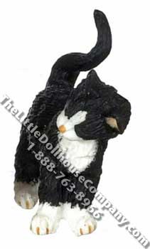 (image for) Dollhouse Scale Model Socks Cat Rubbing Left Side