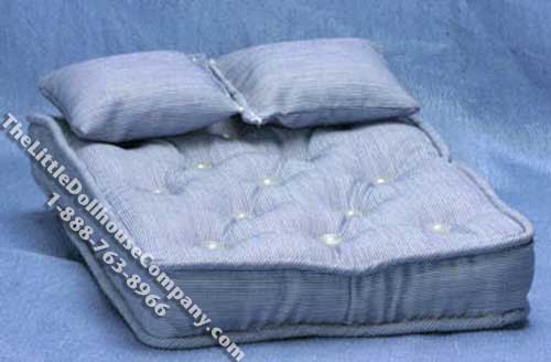 (image for) Miniature Double Mattress with Two Pillows for Dollhouses