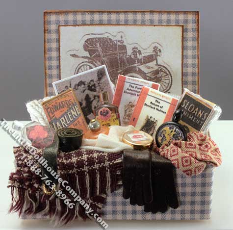 (image for) Miniature Case of Men's Accessories for Dollhouses