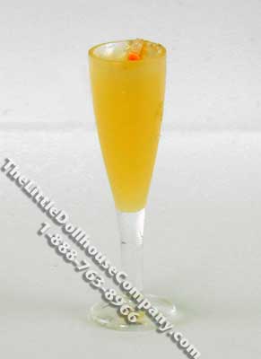 (image for) Dollhouse Scale Model Cocktail with Fruit Slice in Tall Glass